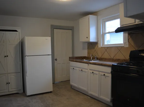 711 Roberts St, Utica, NY 13502