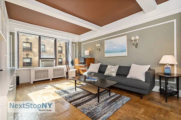 Sold by NextStopNY | media 1