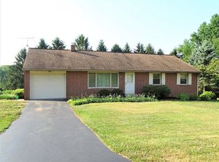 308 New Haven Dr, Lititz, PA 17543