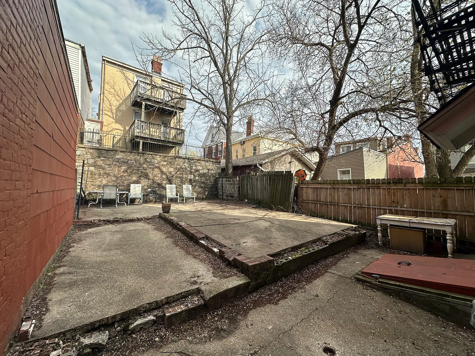 3 bed, 1100 sqft, $1,700 — Photo 3
