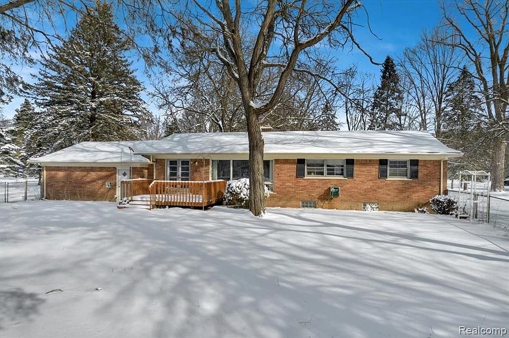 1172 Avon Cir E, Rochester Hills, MI 48309 Zillow