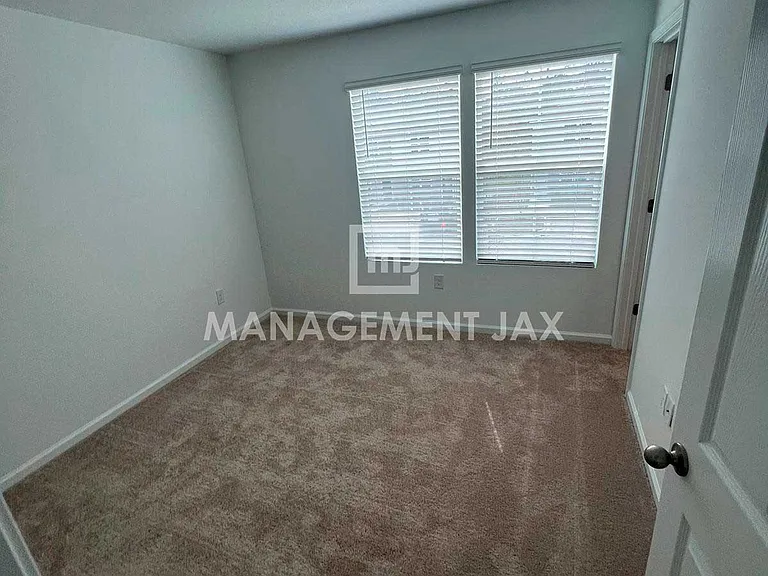 8317 Asteroid St — Photo 17