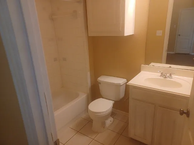 5721 Swords Dr — Photo 11