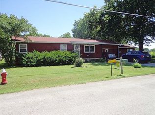 1112 Sunset Dr, Oswego, KS 67356