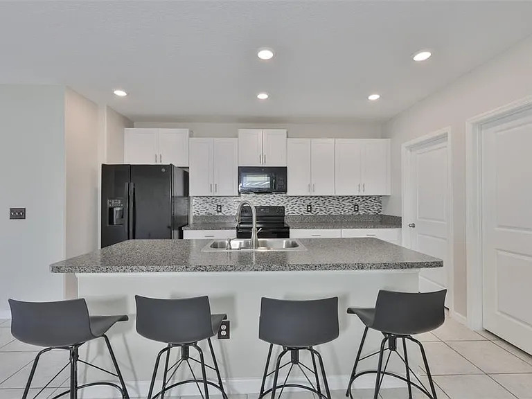 797 Olive Conch St — Photo 11