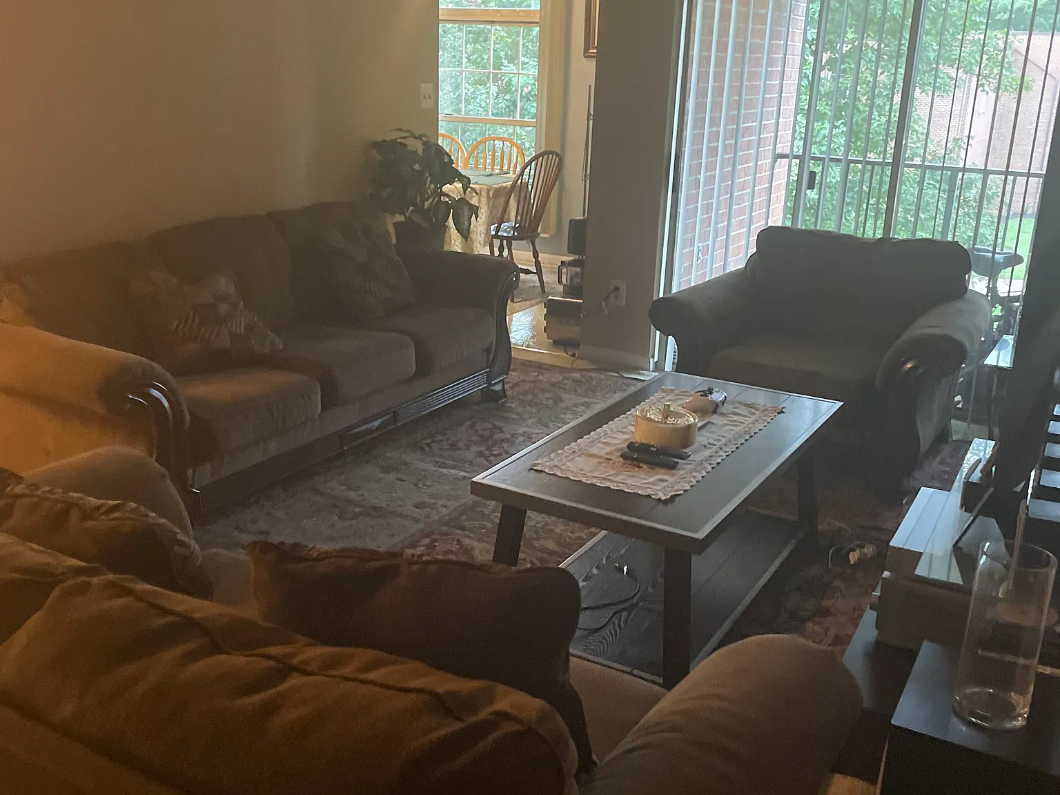 3 bed, 1282 sqft, $2,700 — Photo 3