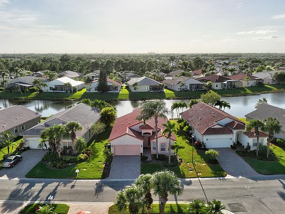 5th image of 369 Sunview Way