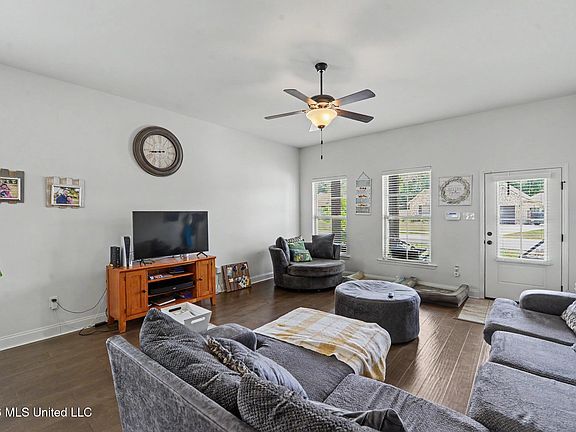 4th image of 13232 W Jackson Lee Dr