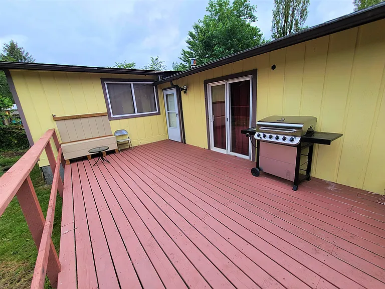690 Nelson Rd — Photo 11