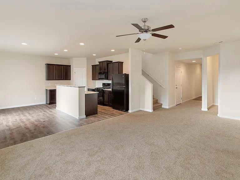 18923 Lipoma Ave E — Photo 13