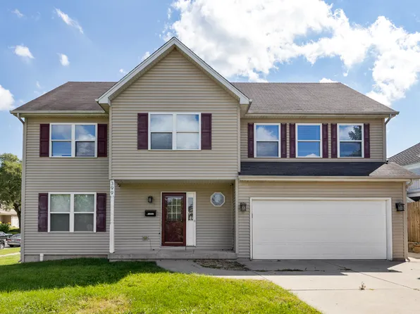 399 Fulton St, South Elgin, IL 60177