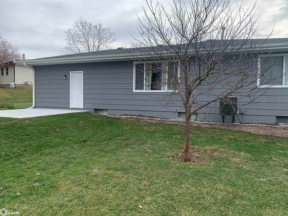 2nd image of 310 NW 13th Dr