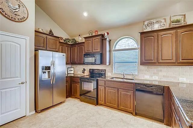 11400 Gold Canyon Dr — Photo 6