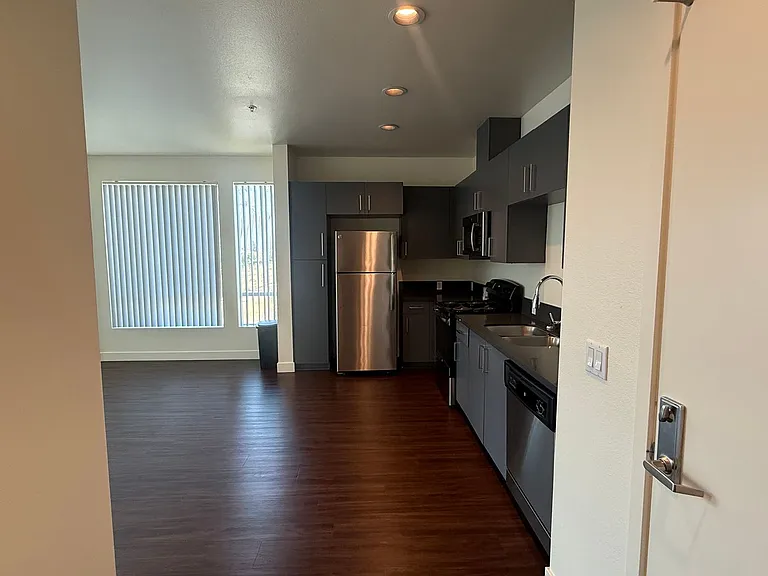 Mission Lofts — Photo 43