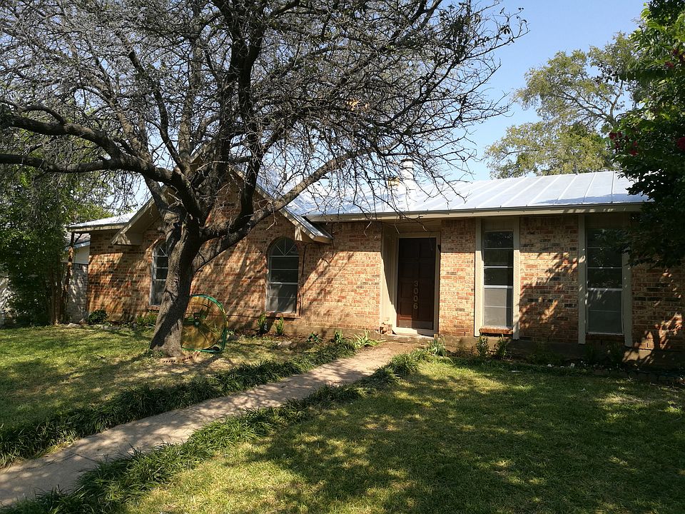 1st image of 3006 Glenhollow Cir
