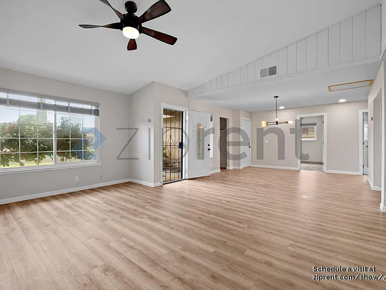 208 Richard Pl — Photo 7