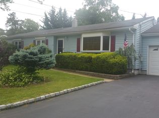 66 Pine St, Spotswood, NJ