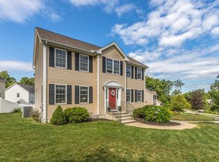 9 Brendan Rd, Clinton, MA 01510