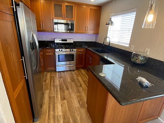 Chefs kitchen with gas stove