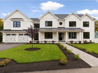 7 Lewis Ct, Hingham, MA 02043