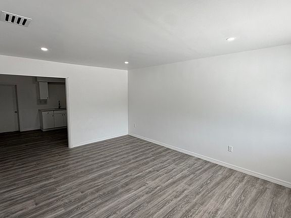 3rd image of 1063 NW 108th Ter