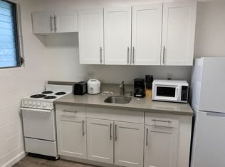 426 Pau St, Honolulu, HI 96815