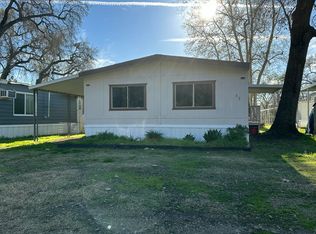 17604 E Kings Canyon Rd #33, Sanger, CA 93657