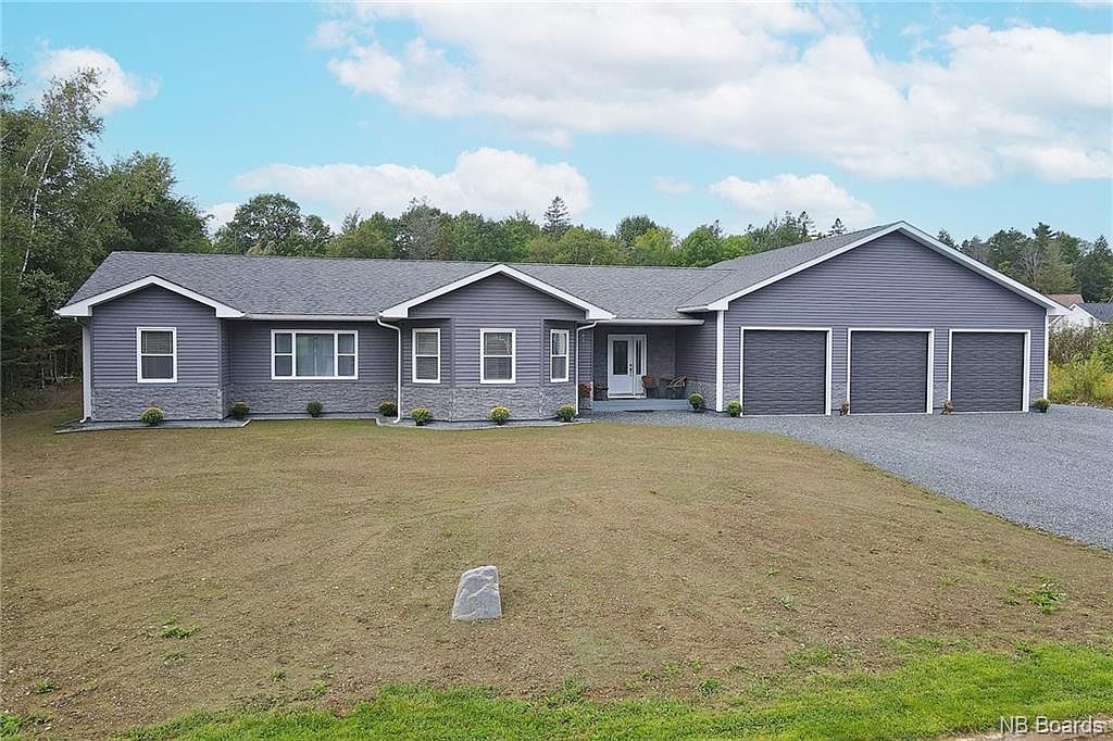 15 Clark Cres, Nackawic, NB E6G 2N8 MLS NB091777 Zillow