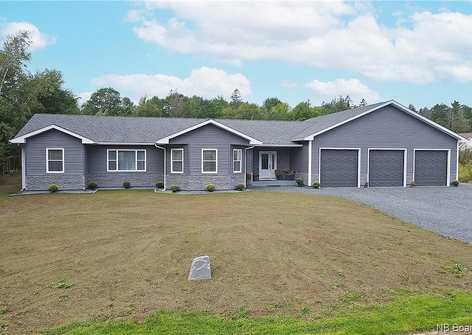15 Clark Cres, Nackawic, NB E6G 2N8 MLS NB091777 Zillow