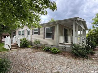 3271 Selmaville Rd, Salem, IL 62881