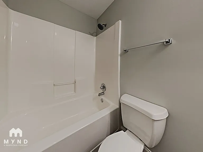 722 Deans Ferry Rd — Photo 14