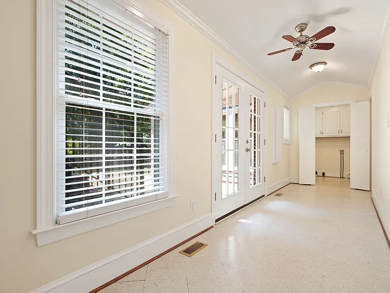 5419 Valinda Dr — Photo 24