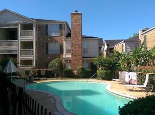 2626 Holly Hall St APT 703, Houston, TX 77054