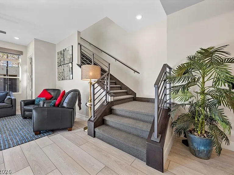 4262 Swift St — Photo 5