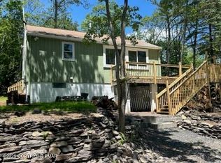 119 Sky Hawk Trl #119, Scotrun, PA 18355