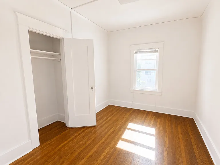 359 S Berendo St #359 — Photo 3
