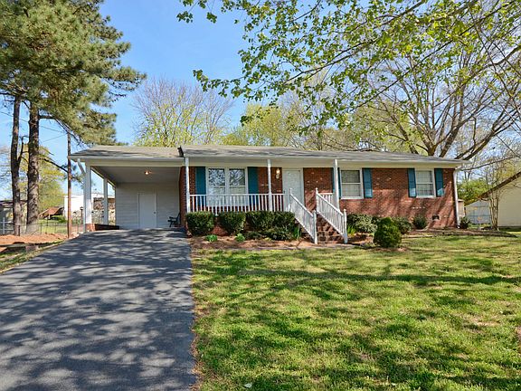 2nd image of 145 Briarwood Trl