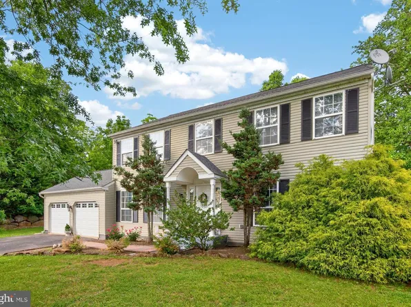 23 Hunters Run, Pottstown, PA 19464