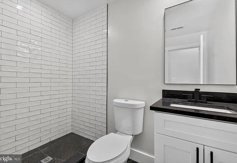 213 Seaton Pl NE #2 — Photo 17