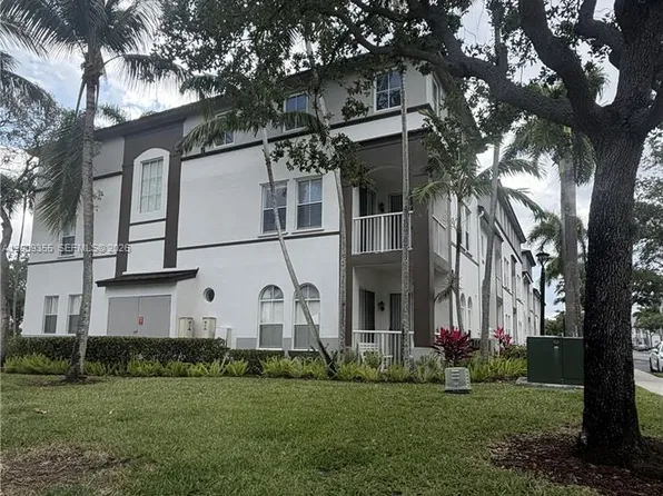 4435 SW 160th Ave APT 214, Hollywood, FL 33027