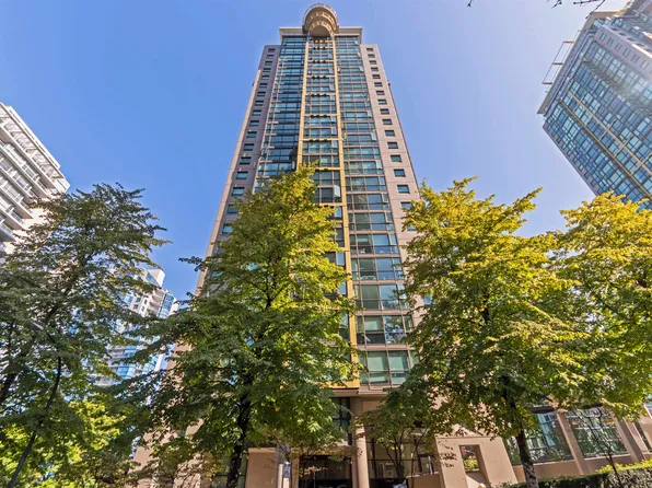1367 Alberni St #403, Vancouver, BC V6E 4R9