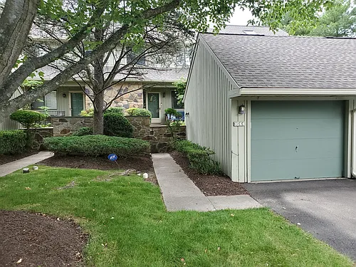 1644 Hunters Ct Photo 1