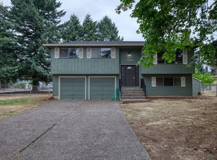 19250 Meyers Rd, Oregon City, OR 97045