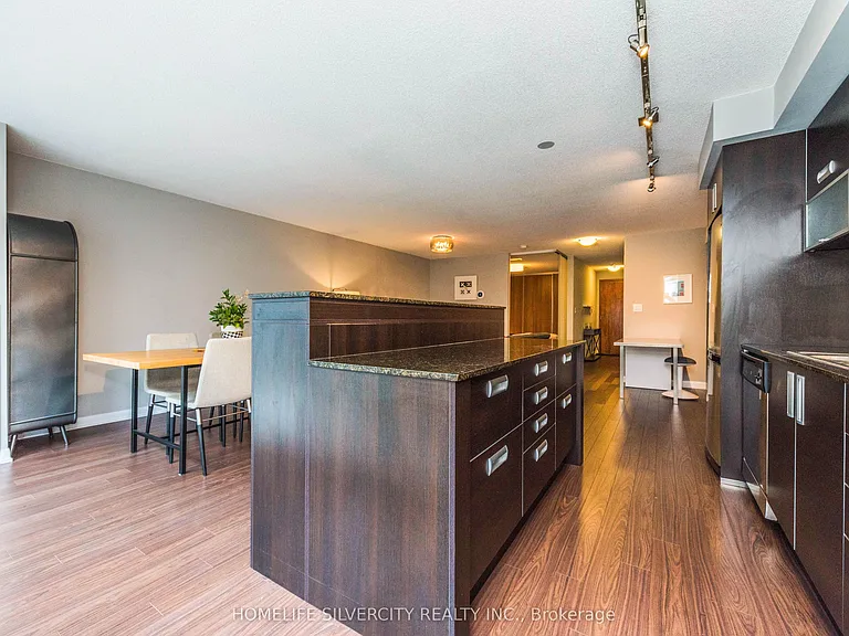 205 Frederick St #404 — Photo 9
