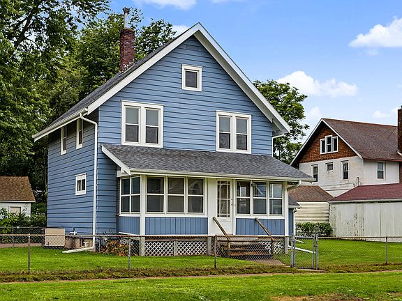 3rd image of 1516 6th St