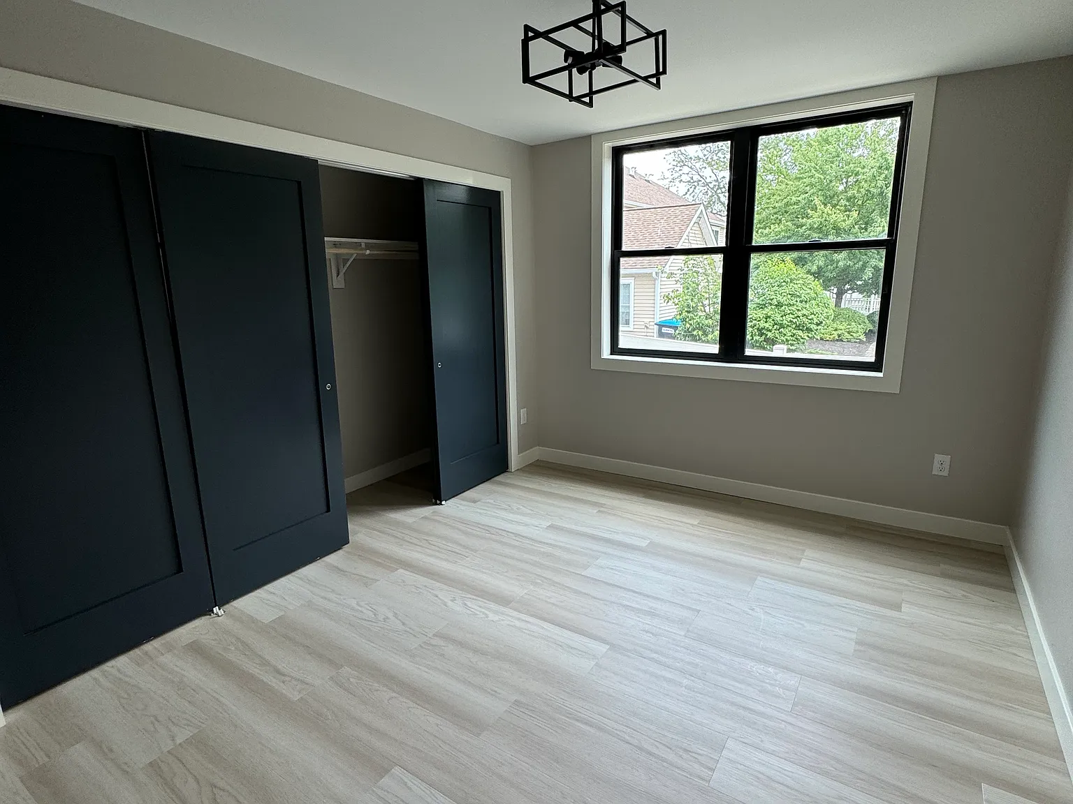 3 bed, $2,800 — Photo 3