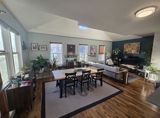 1859 S Allport St APT 2F, Chicago, IL 60608