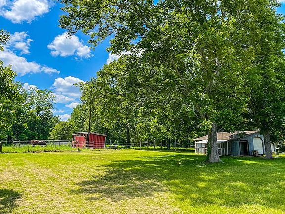 4th image of 273 County Road 3610