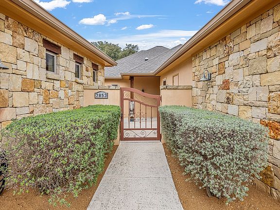 2nd image of 2853 Rock Barn Dr