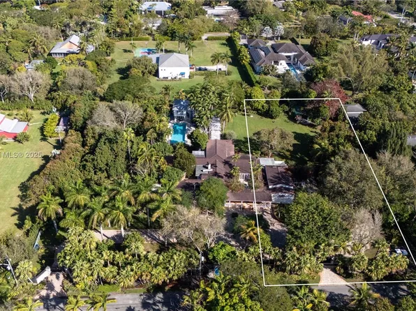 6767 SW 67th St, South Miami, FL 33143